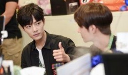 肖战王一博最新八卦爆料,最新八卦爆料揭秘两人关系之谜