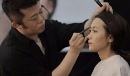 最新化妆师爆料,最新潮流妆容大公开